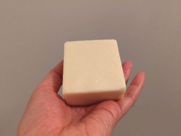 固形シャンプー