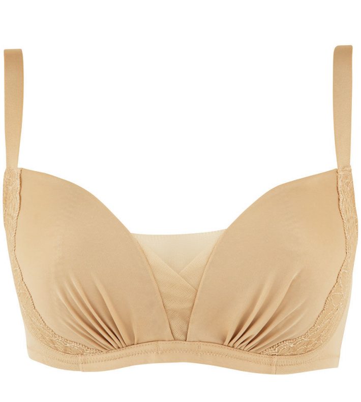 コンパクトに見えるブラジャー