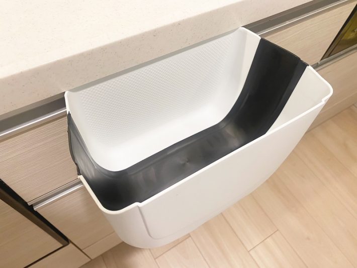 ダイソー「キッチン用ゴミ箱 スクエア」