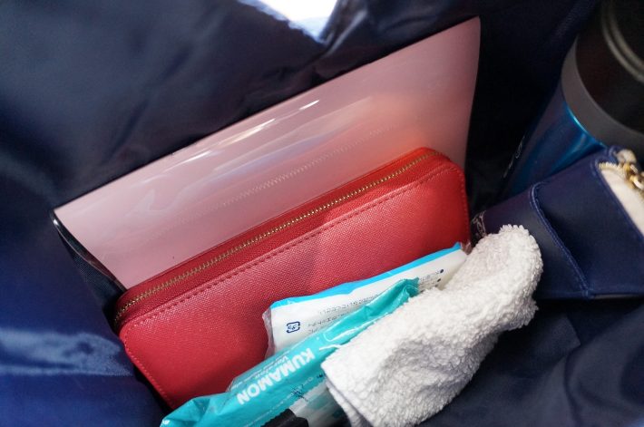 薄手なのでエコバッグ としても使えそう