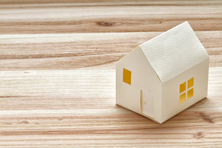 テンポの良い会話劇から浮かぶ令和の家族像