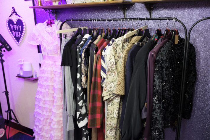 「カワイイカルト高円寺店」店内の様子2