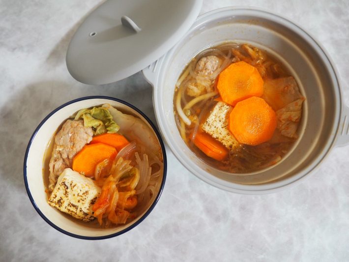 シリコーン小鍋から直に食べる時は熱いので注意してください