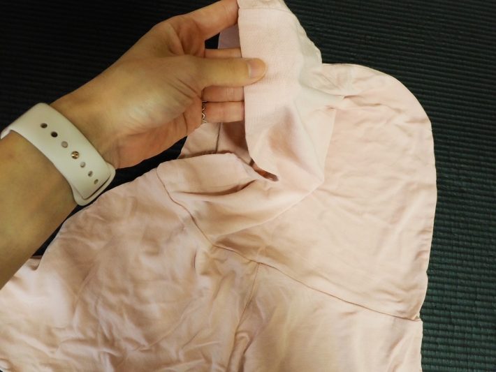 テロッとした肌触り