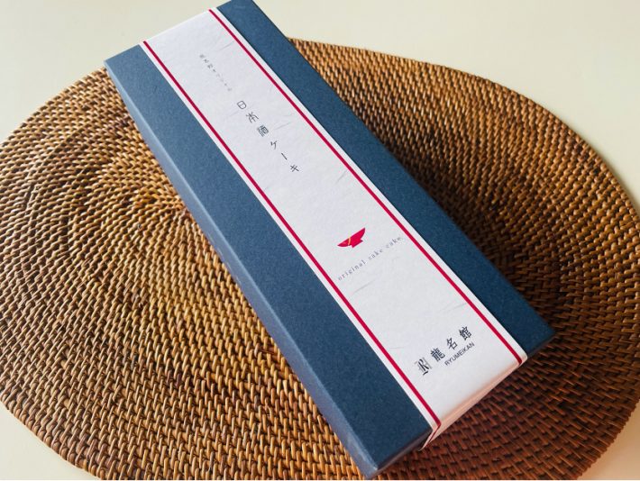 「龍名館オリジナル 日本酒ケーキ」