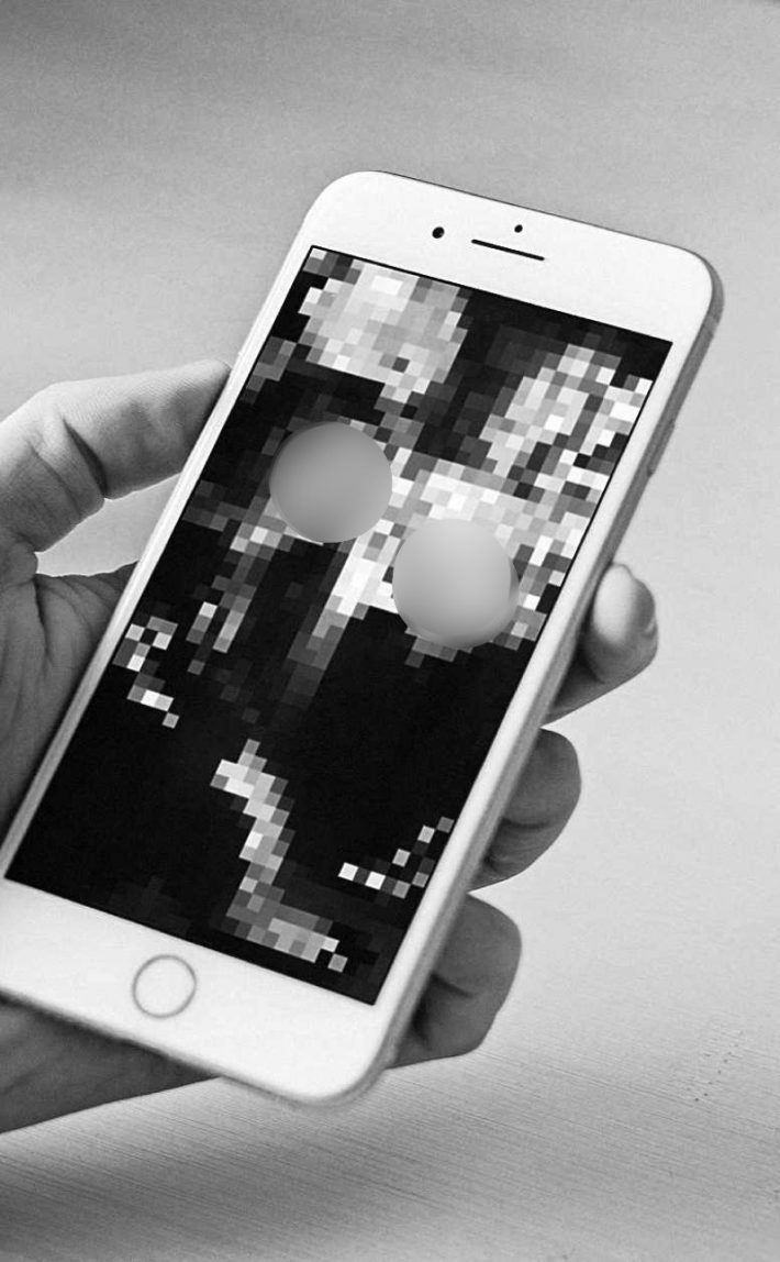 女教師の知られざる素顔がそこに…