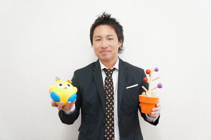 知育玩具のサブスクリプションサービス「ChaChaCha」を展開する「自立の株式会社」の代表取締役・川崎孝介さん