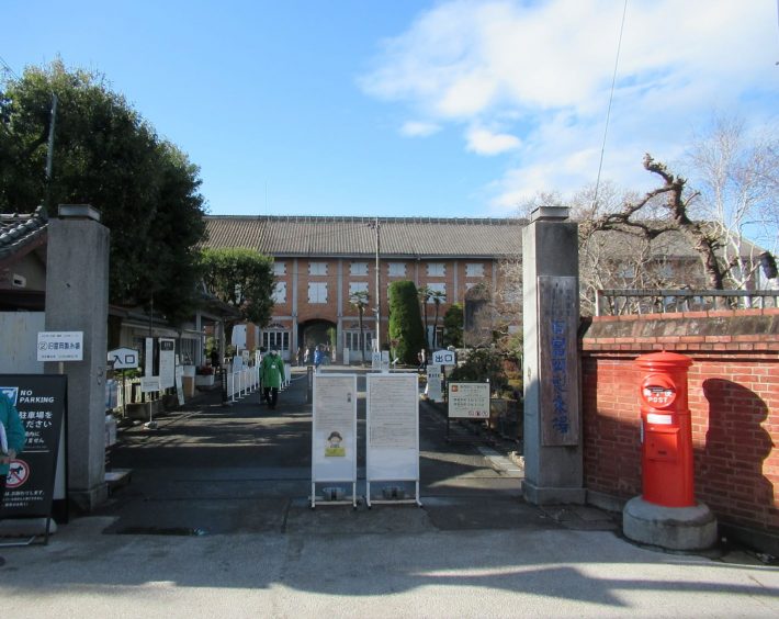 明治5年に完成した、日本で最初の官営模範製糸場「富岡製糸場」