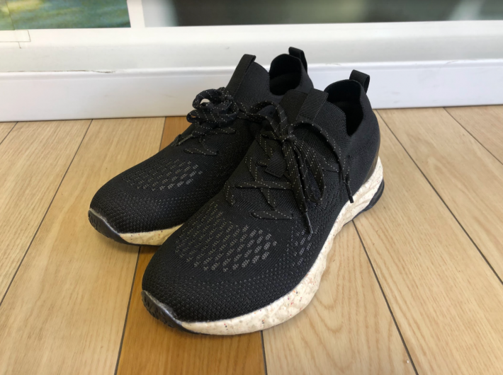 「アスレシューズ ハイバウンス」（1,900円/税込）