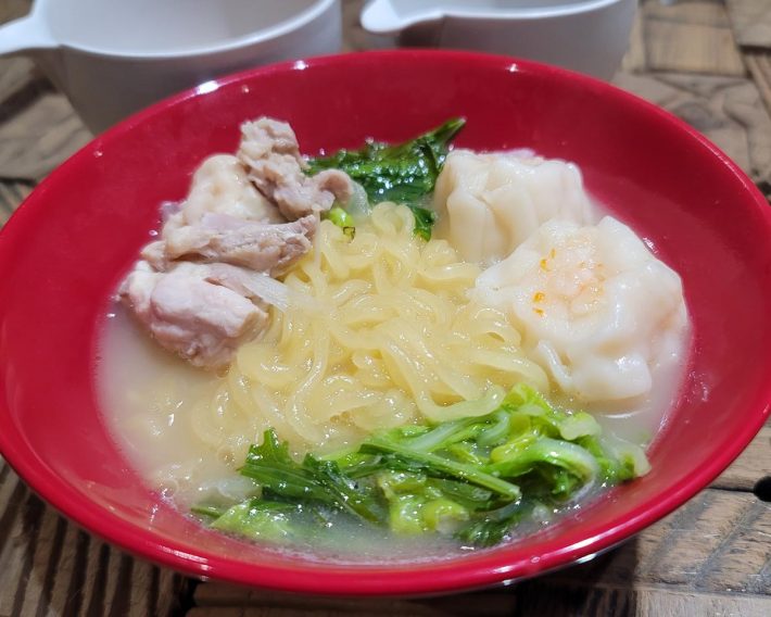 カムジャ麺はいつもストックしています