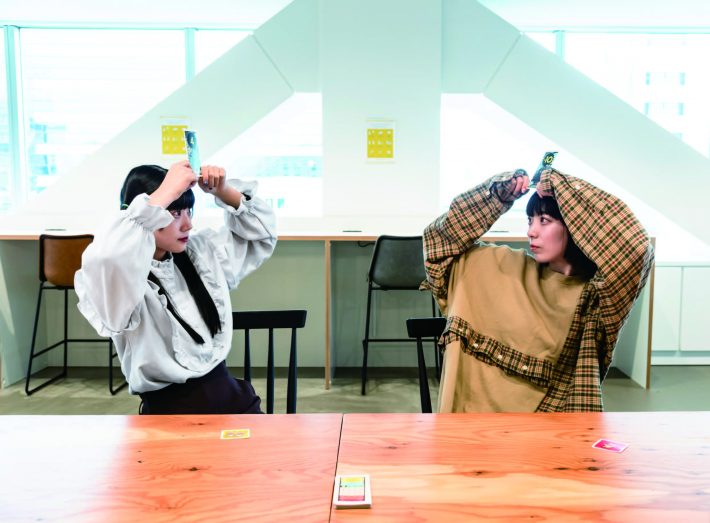 生き残りをかけて、相手との心理戦を楽しむ「コヨーテ」