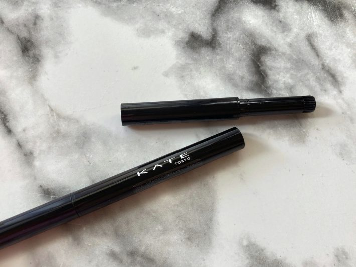 SNSで話題のKATE「リアルアイズプロデューサー」とは？