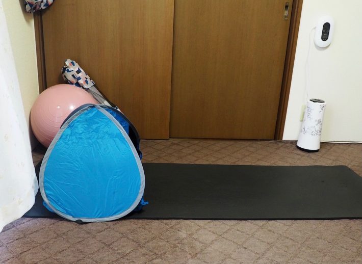 ドーム内に頭を入れて使用。