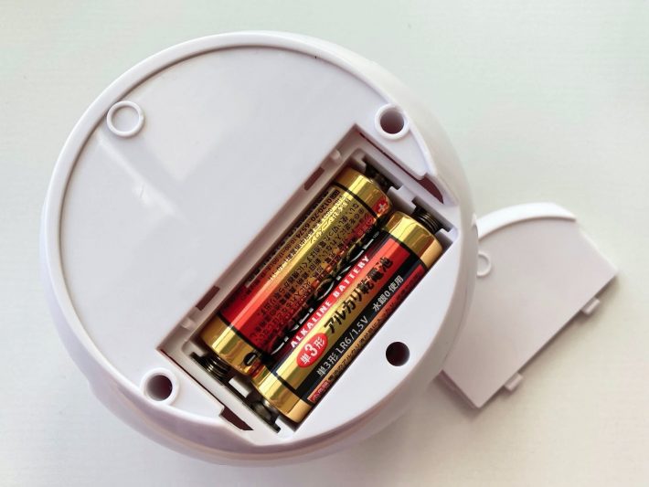 単3アルカリ乾電池を2本