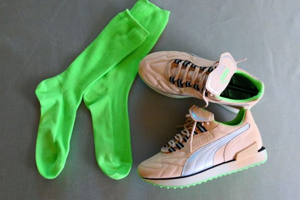 アイテム22「スニーカー」