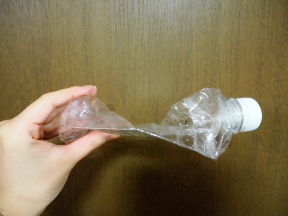 戻らないようにフタを装着して保管します。