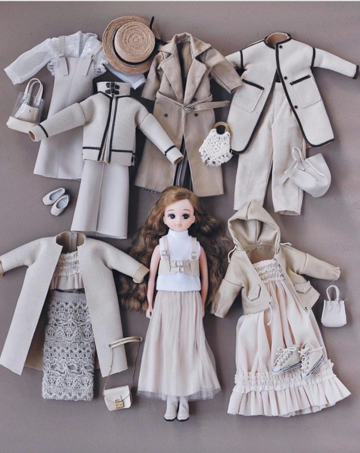 フォロワーから反響が多かった1枚。ベージュ系統の服が人気。