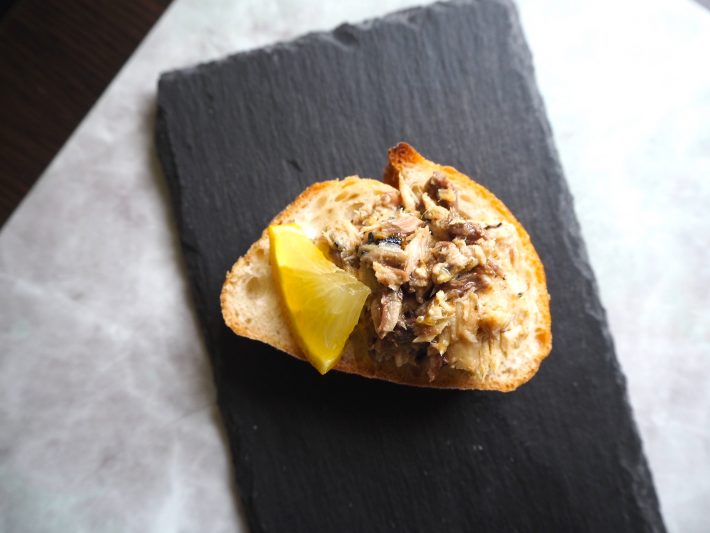 さばが苦手な人でも食べやすそうなすっきりした味わい。