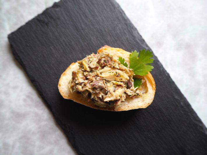 ガーリックがしっかり感じられる、エスニックな味わい。