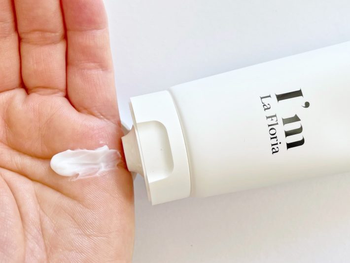 アイム ラフロリア デリケートボディクリーム （イヴピアッツェローズの香り）150g 4950円（税込）