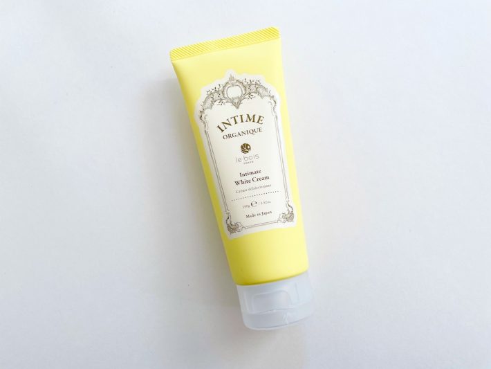 アンティーム ホワイト クリーム 100g 2860円（税込）