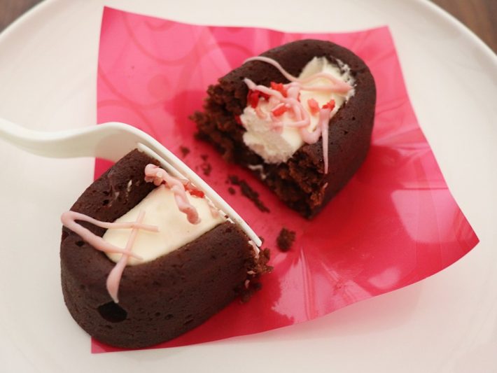 コンビニの新作チョコレートスイーツ