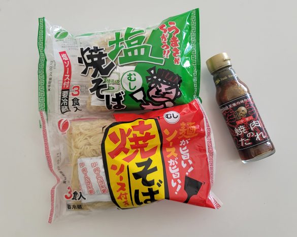 「山口製麺の3食焼そば」各91円