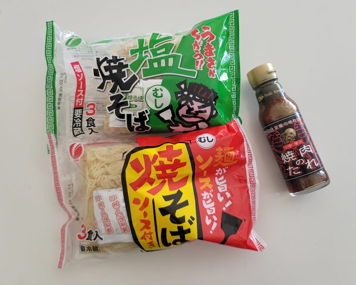 「山口製麺の3食焼そば」各91円