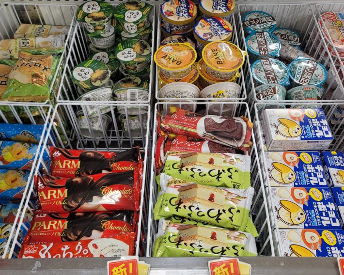 アイスはコンビニ派？スーパー派？