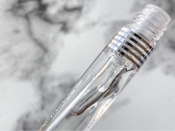 お湯で簡単にオフできる