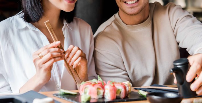 カップル　寿司