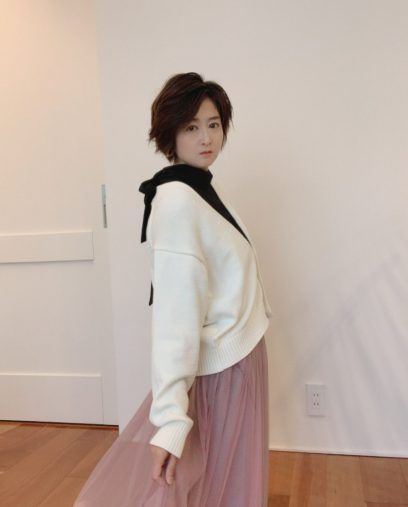 甘めインナー＋カーディガンで春っぽコーディネートをしてみた！（全体）