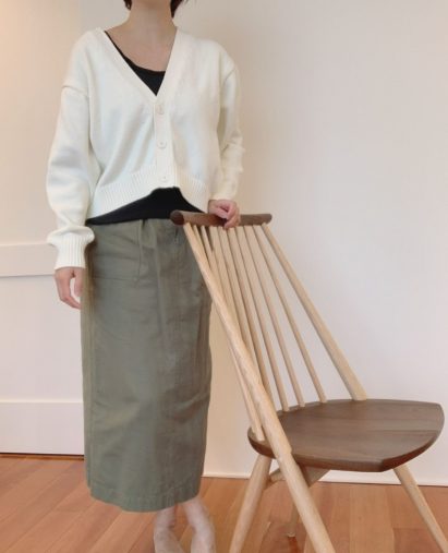 辛めインナー＋カーディガンで春っぽコーディネートをしてみた