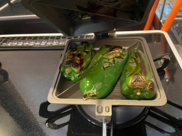 ピーマンがしんなりするまで加熱