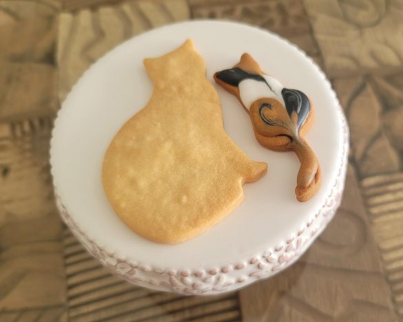 実は探すのが難しい、猫スイーツ