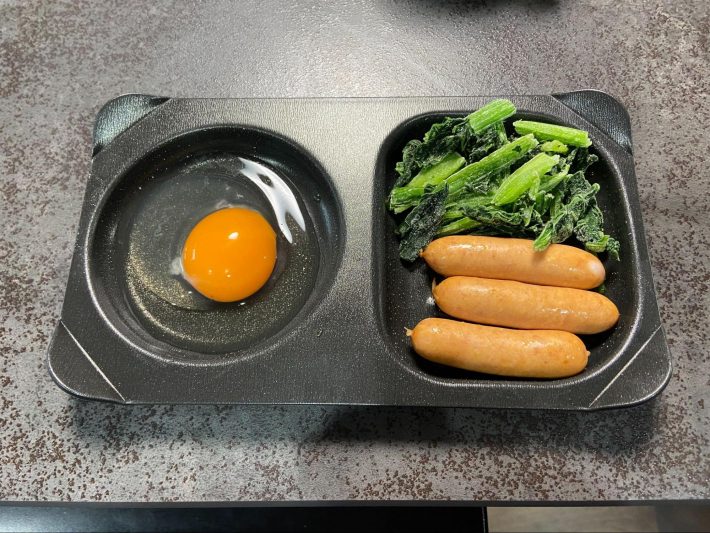 目玉ポケットがあるので黄身が真ん中におさまる