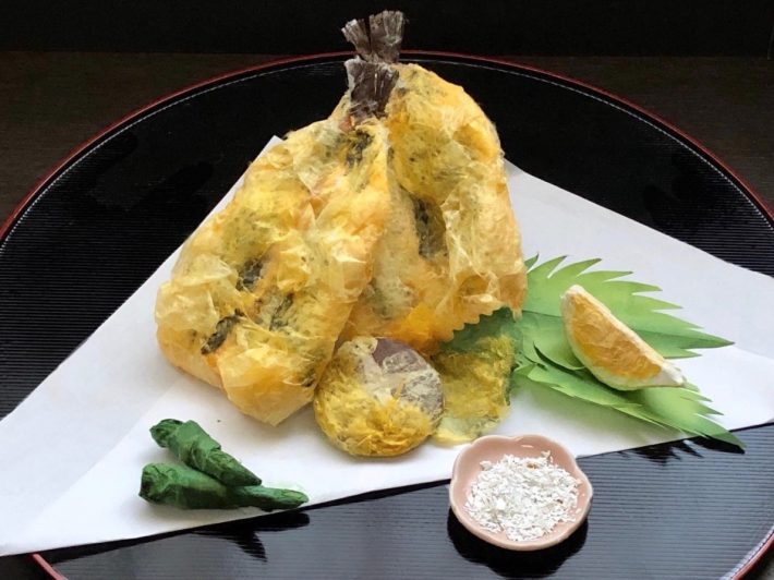 えっ！和紙で作った食べ物がリアルすぎ。製作者は76歳のおじいちゃん