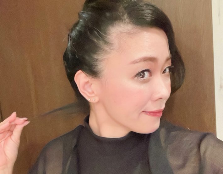 アホ毛と後れ毛を処理して“垢抜けヘア”に見せるには？