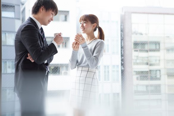 男女　オフィス