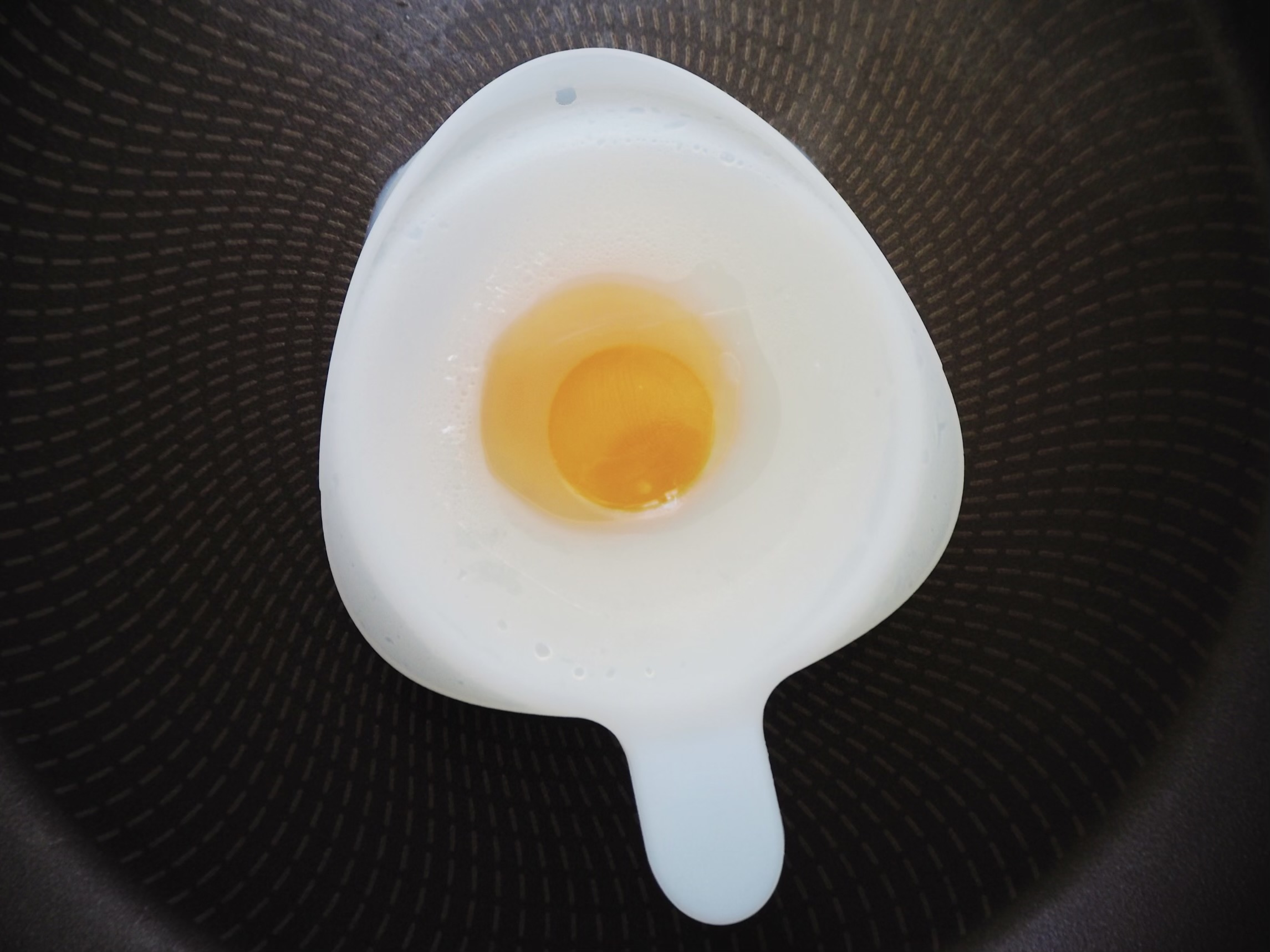 ダイソー 目玉焼きメーカー が買い 黄身はトロトロ 白身はプリプリに 女子spa ページ 2 ダイソー 目玉焼きメーカー が買い 黄身はトロトロ 白身はプリプリに 女子spa ページ 2