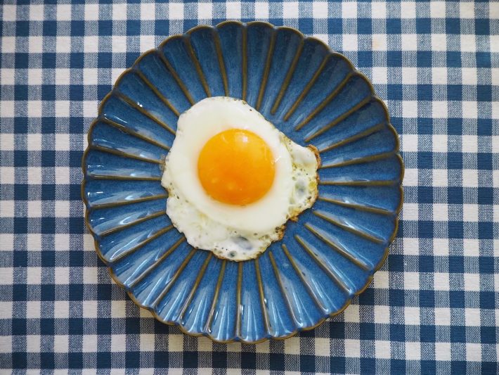 「シリコーン 卵焼き」を使わずに焼いた目玉焼き