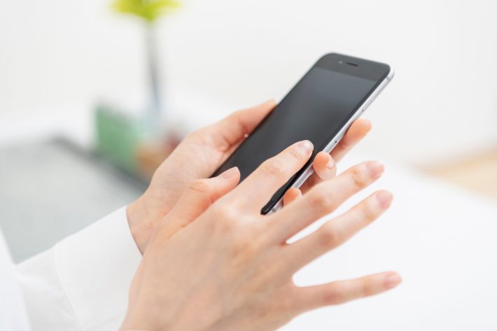 短い一文を送ってLINEをブロック