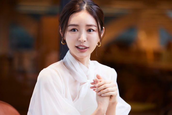 加治ひとみさん