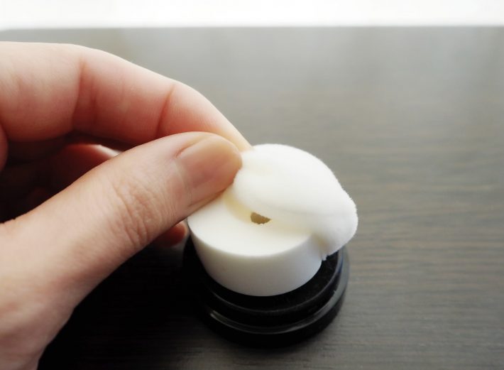 スポンジの上にパフが一体化した作り