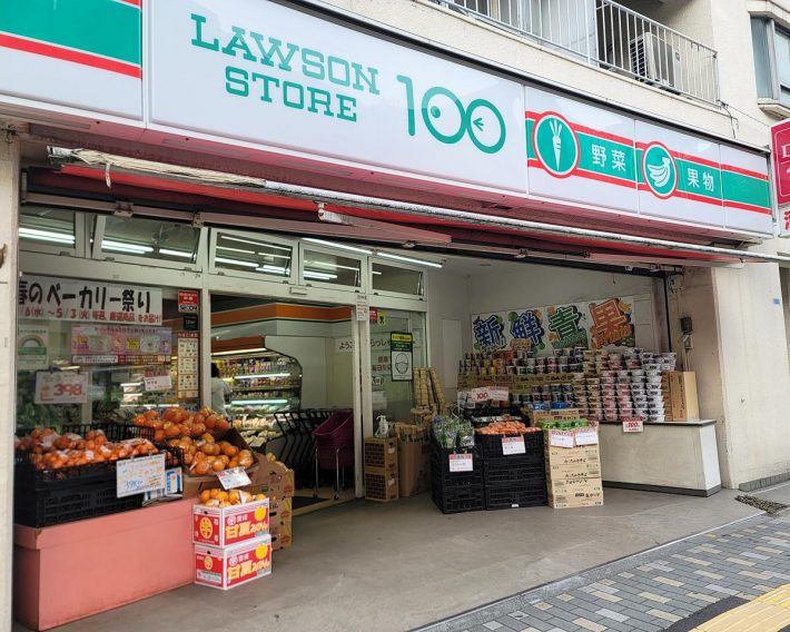 100円おせちやウインナー弁当でおなじみのローソンストア100
