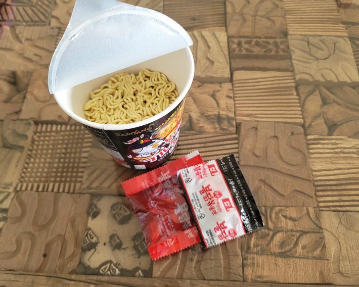 ブルダック中身