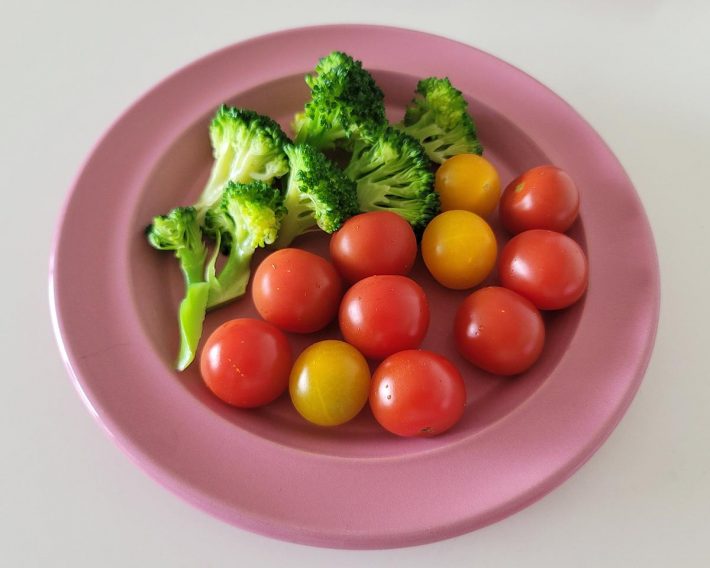 ブロッコリーとトマト