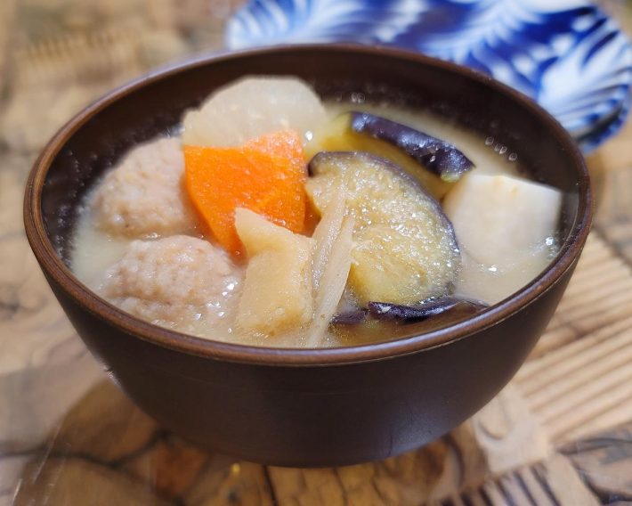 具たっぷりな味噌汁は、家庭料理の憧れ