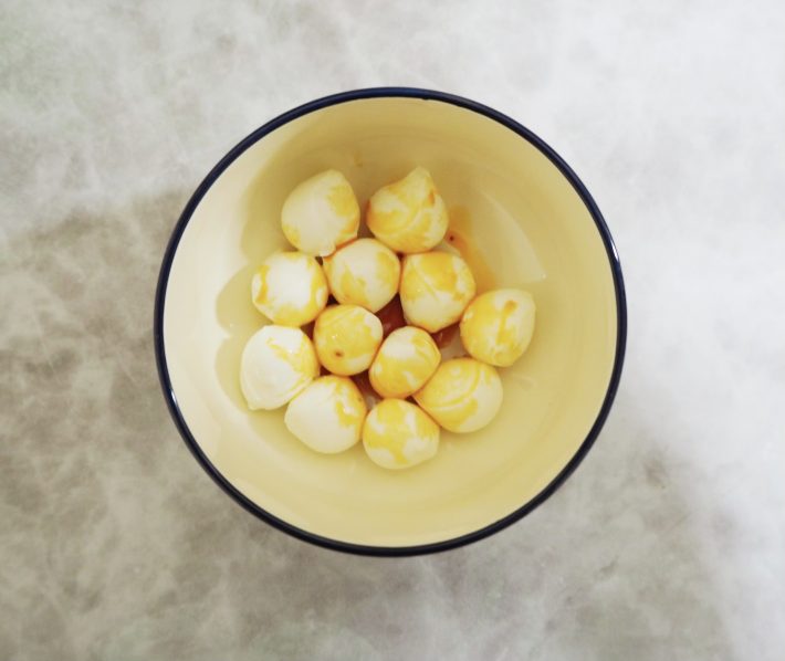 ラー油をかけます