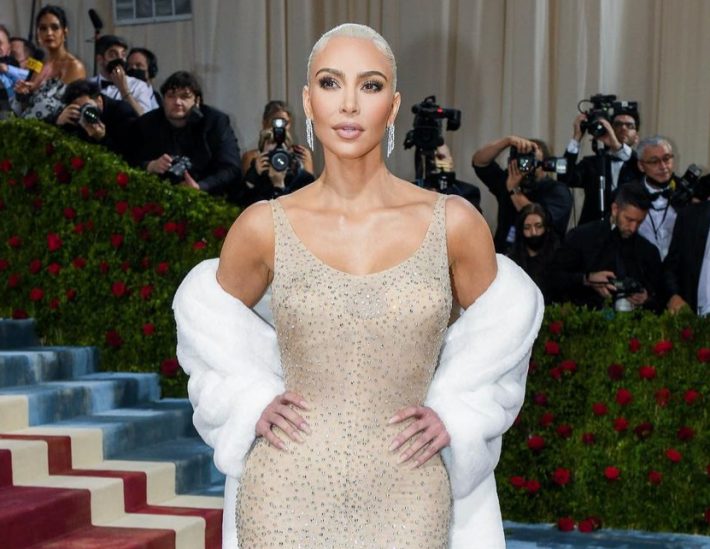 ドレスのために “7キロ減量”したセレブに批判の声。人気女優も「最低」とバッサリ